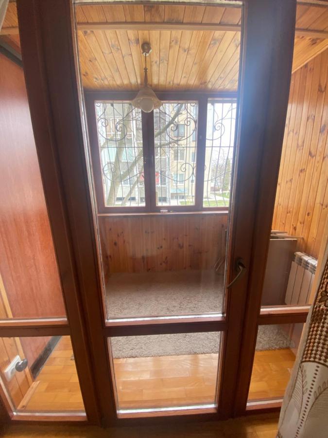 Просторі Та Комфортні Апартаменти «Д.І.М.» Kamianets-Podilsky Extérieur photo